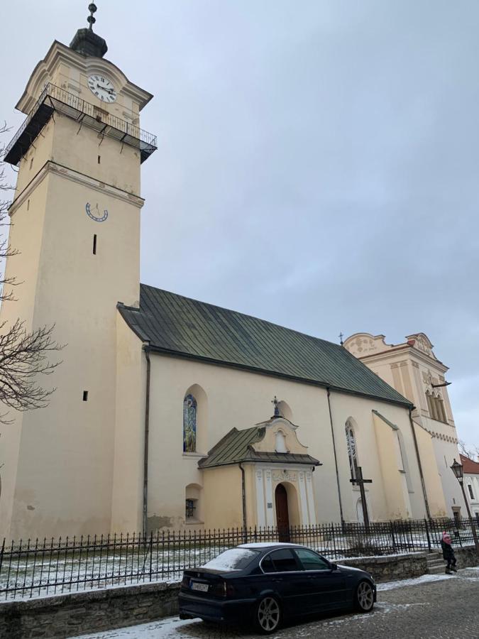 Ubytovanie Athena Aparthotel Poprad Eksteriør bilde