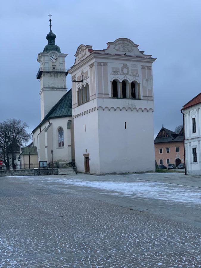 Ubytovanie Athena Aparthotel Poprad Eksteriør bilde